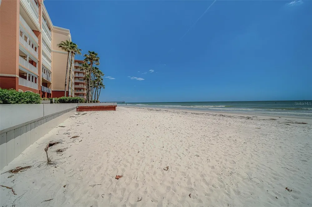 16450 GULF BOULEVARD #565 North Redington Beach, FL 33708