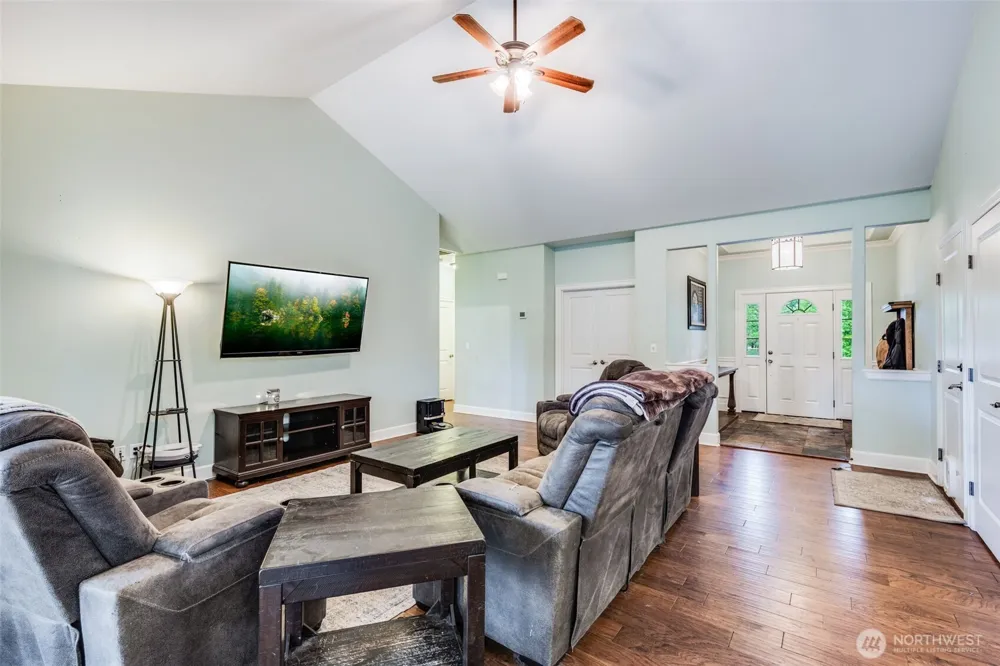 36612 2nd Avenue S Roy, WA 98580