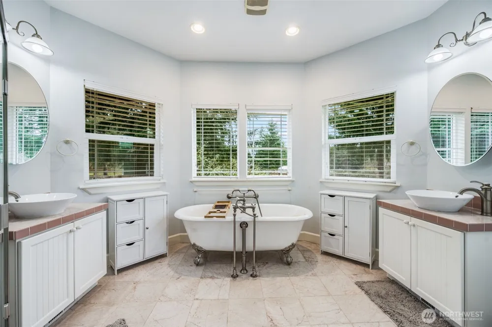 36612 2nd Avenue S Roy, WA 98580