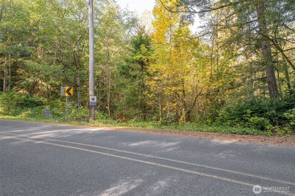1 Yoman Rd Anderson Island, WA 98303