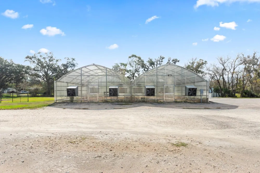 4228 County Road 507 Brazoria, TX 77422