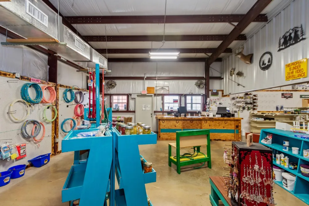 4228 County Road 507 Brazoria, TX 77422