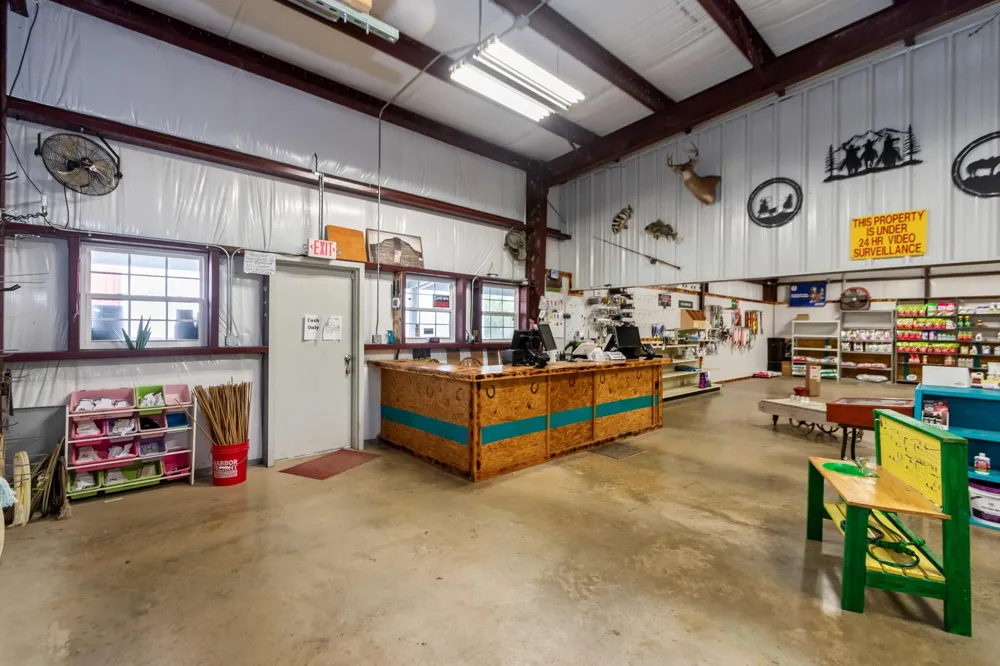 4228 County Road 507 Brazoria, TX 77422