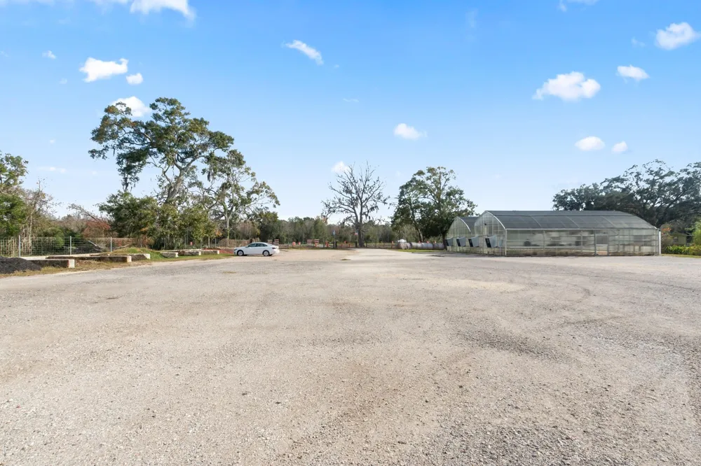 4228 County Road 507 Brazoria, TX 77422