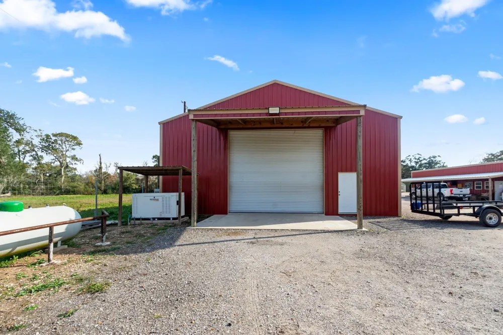 4228 County Road 507 Brazoria, TX 77422