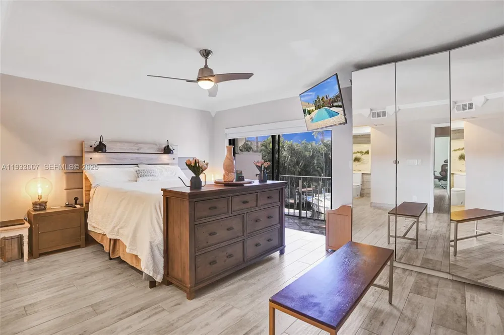 16478 NE 27th Pl #34 Eastern Shores, FL 33160