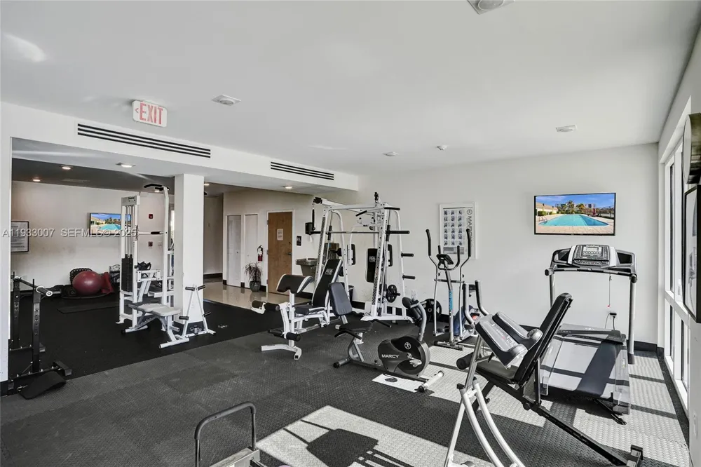 16478 NE 27th Pl #34 Eastern Shores, FL 33160