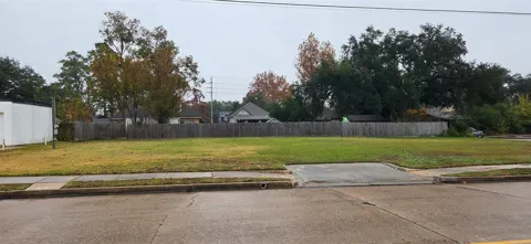 711 E Main Street