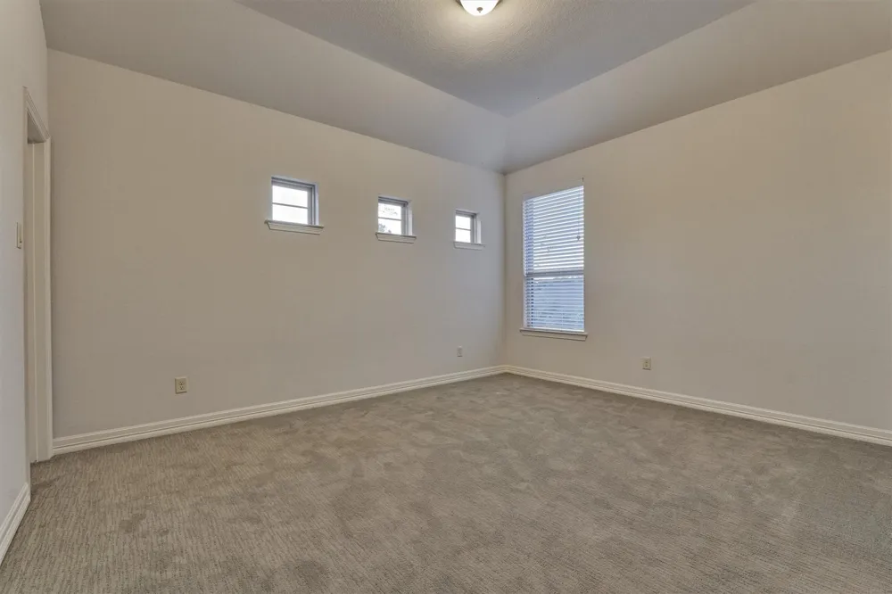 414 Mill Creek Road Pinehurst, TX 77362