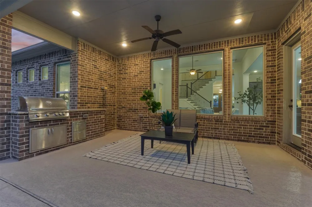 414 Mill Creek Road Pinehurst, TX 77362