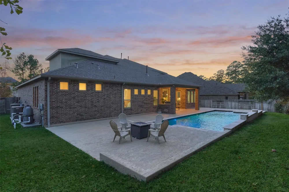 414 Mill Creek Road Pinehurst, TX 77362