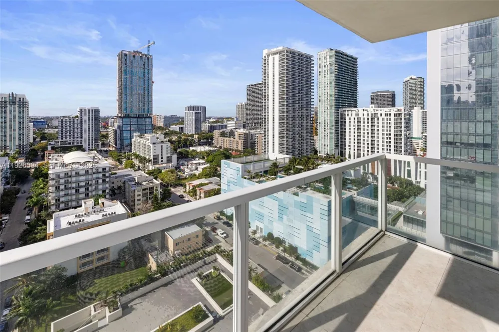 665 NE 25th St #1801 Miami, FL 33137