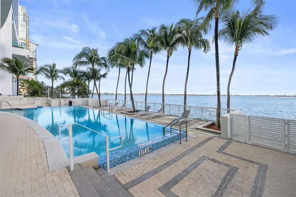 665 NE 25th St #1801 Miami, FL 33137