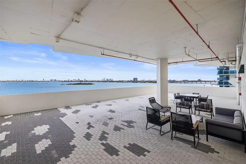 665 NE 25th St #1801 Miami, FL 33137