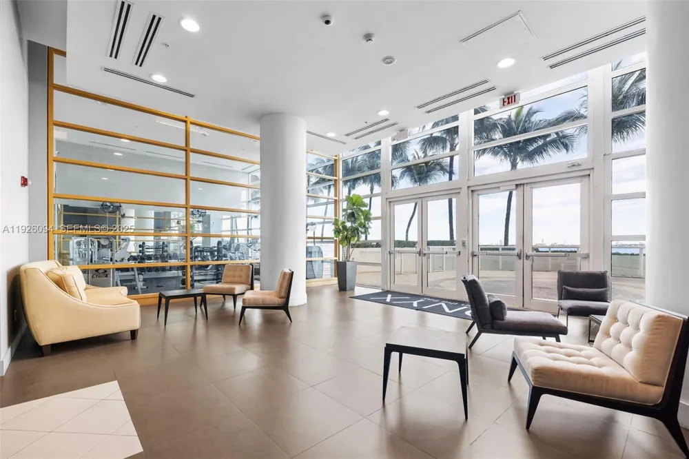 665 NE 25th St #1801 Miami, FL 33137