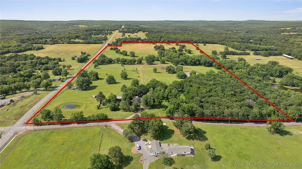 1904 County Line Road E Fort Gibson, OK 74434