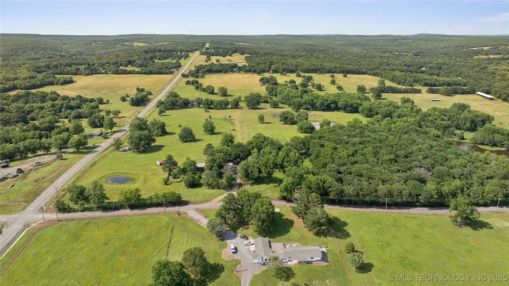 1904 County Line Road E Fort Gibson, OK 74434