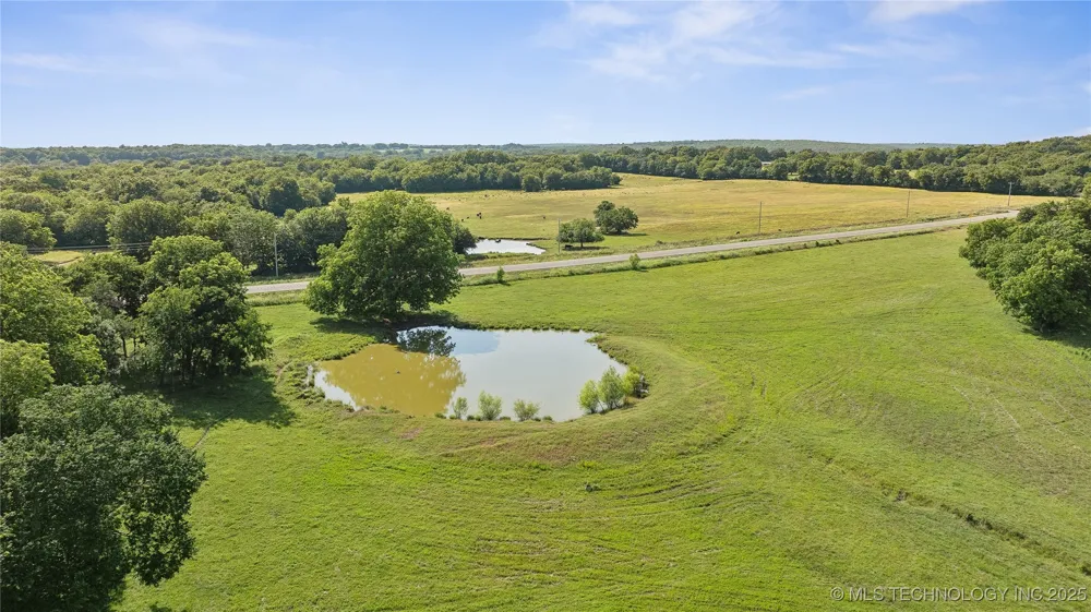 1904 County Line Road E Fort Gibson, OK 74434