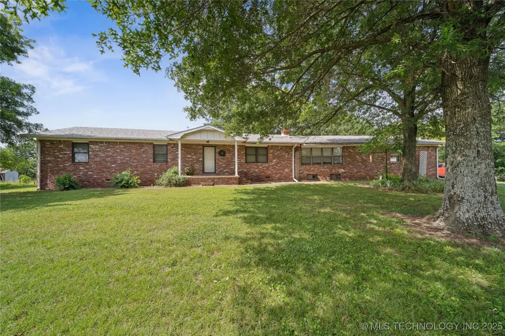 1904 County Line Road E Fort Gibson, OK 74434