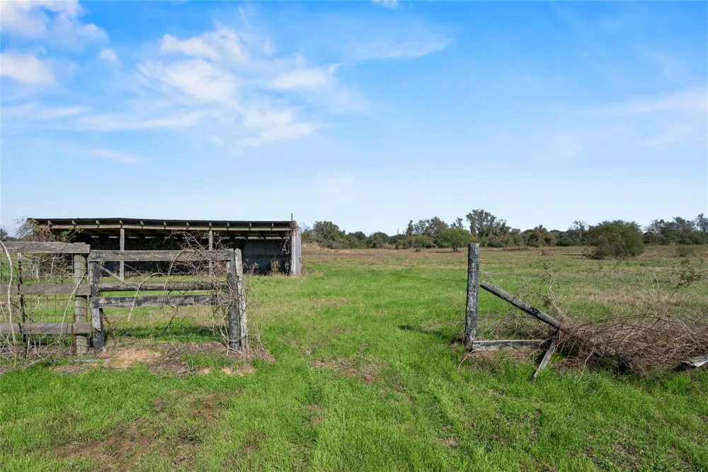 6490 Adams Flat Road Brookshire, TX 77423