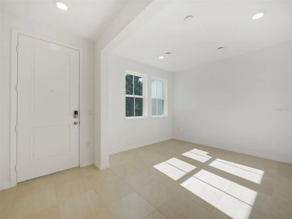 671 CLARK STREET Oviedo, FL 32765