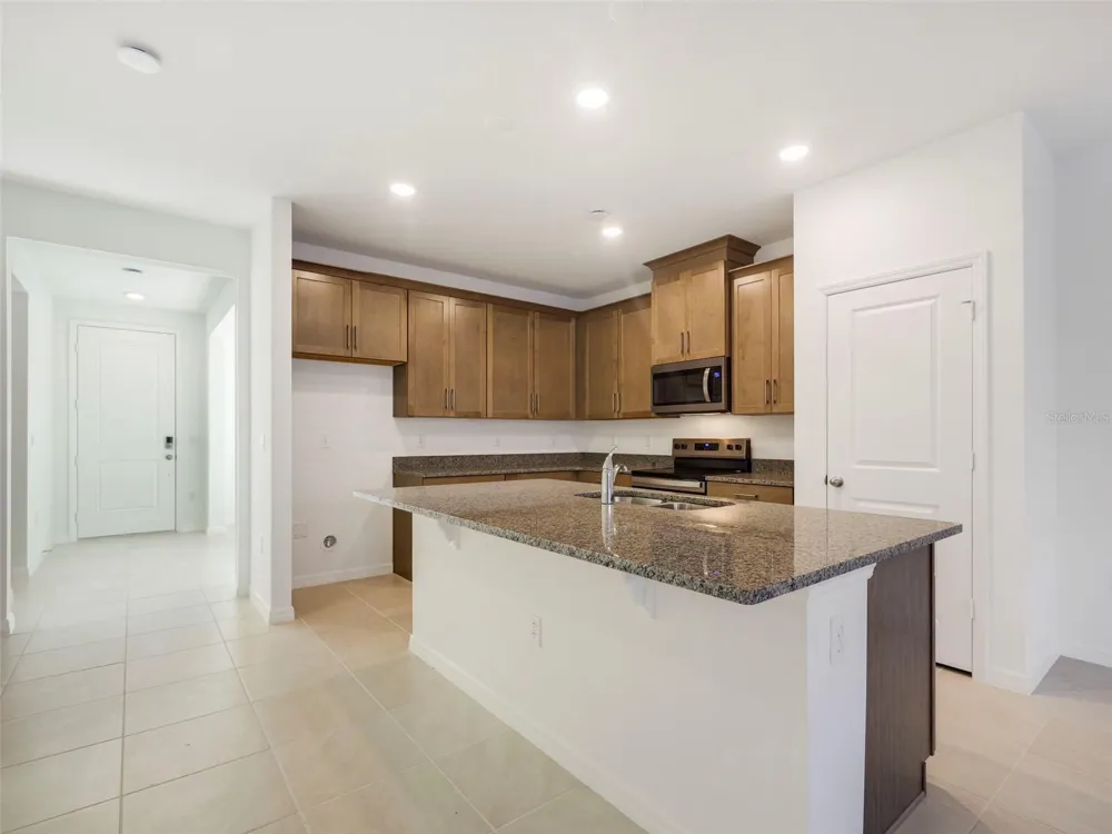 671 CLARK STREET Oviedo, FL 32765