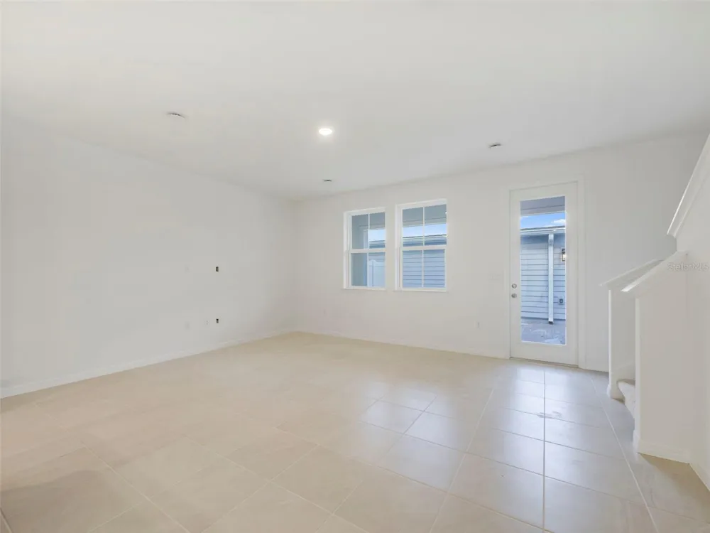 671 CLARK STREET Oviedo, FL 32765