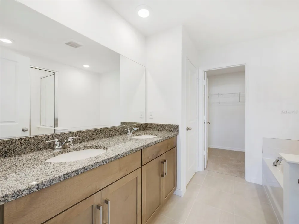 671 CLARK STREET Oviedo, FL 32765