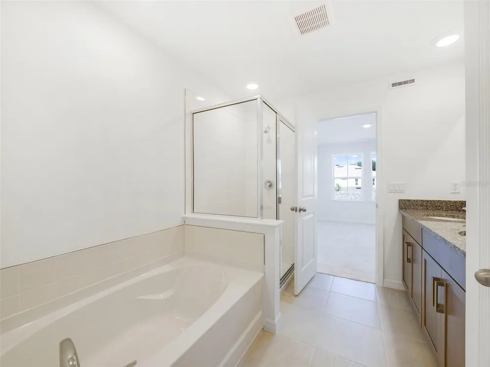 671 CLARK STREET Oviedo, FL 32765
