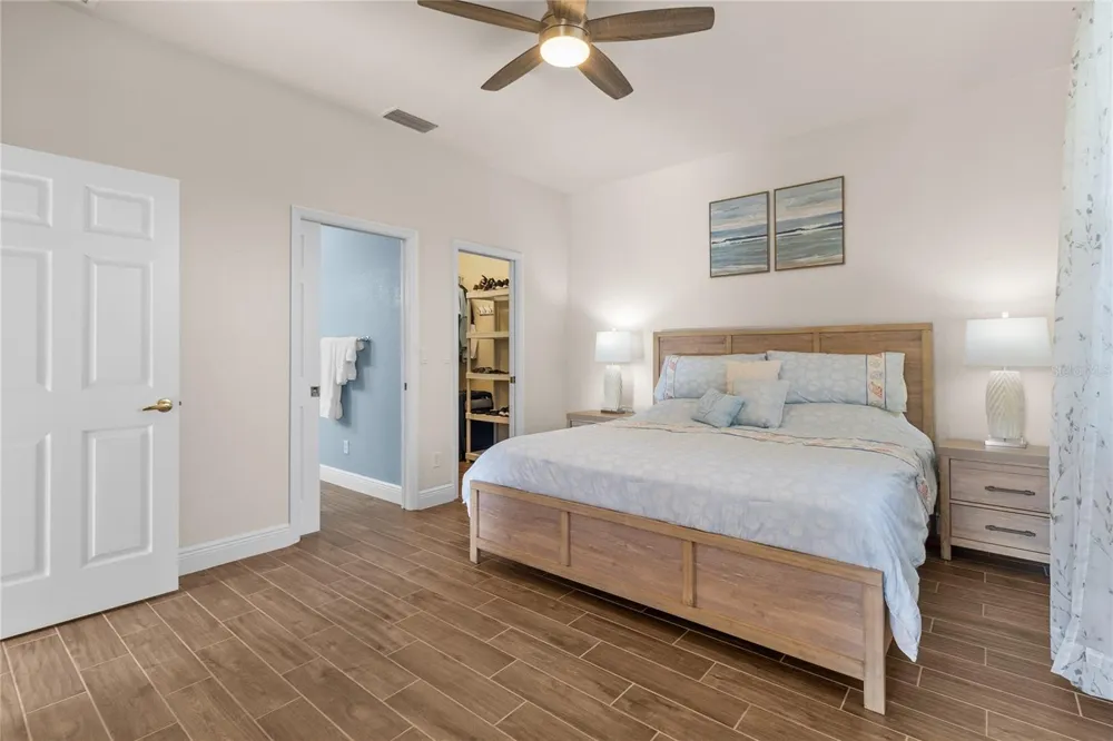 1937 SCARLETT AVENUE North Port, FL 34289