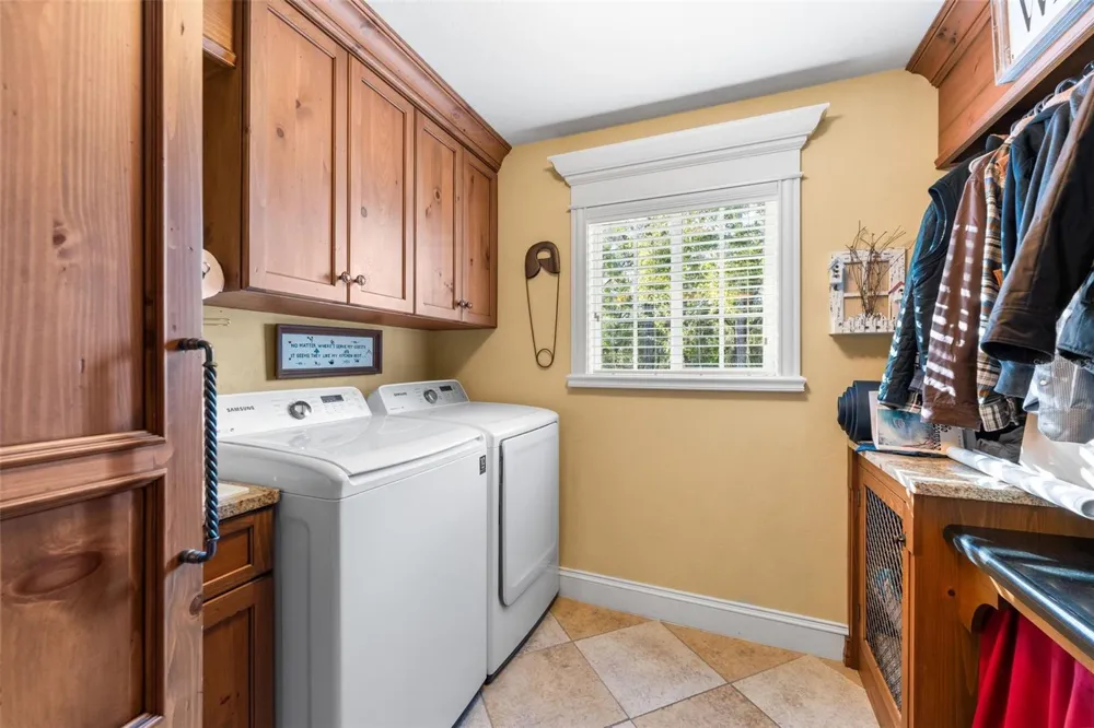 174 NE 972ND STREET Branford, FL 32008