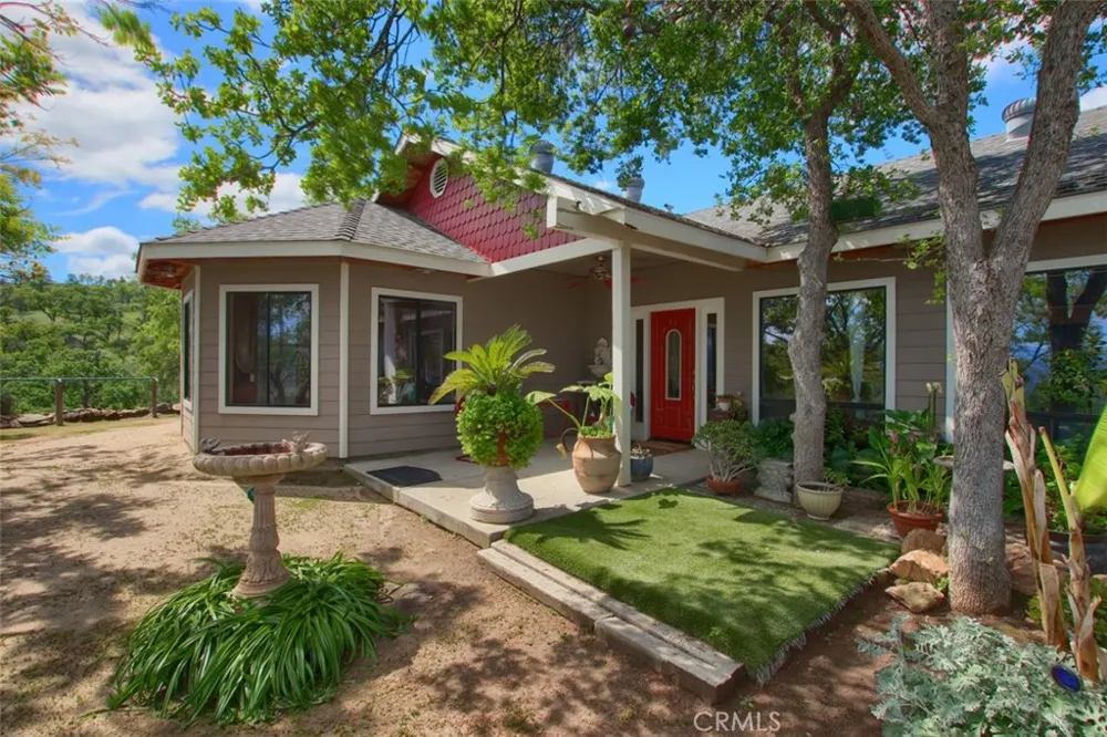 42625 Red Top Mountain Court Coarsegold, CA 93614