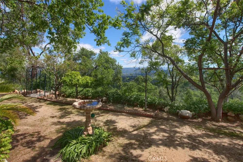 42625 Red Top Mountain Court Coarsegold, CA 93614