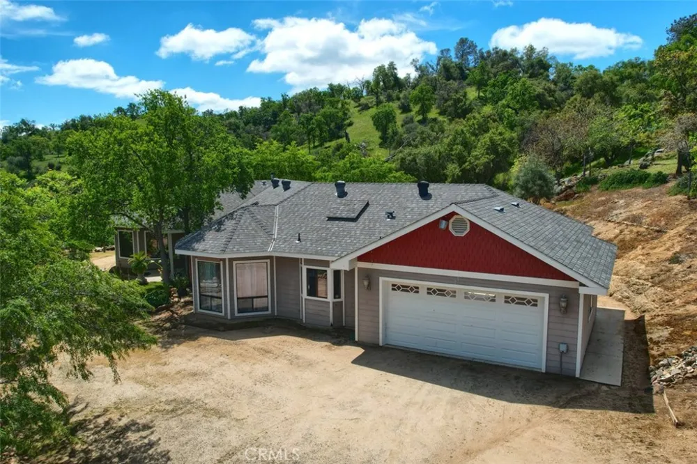 42625 Red Top Mountain Court Coarsegold, CA 93614