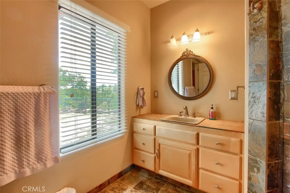 42625 Red Top Mountain Court Coarsegold, CA 93614