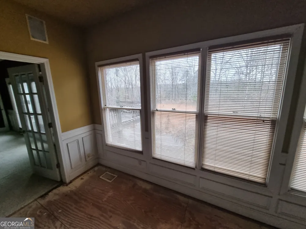 6235 Short RD Fairburn, GA 30213