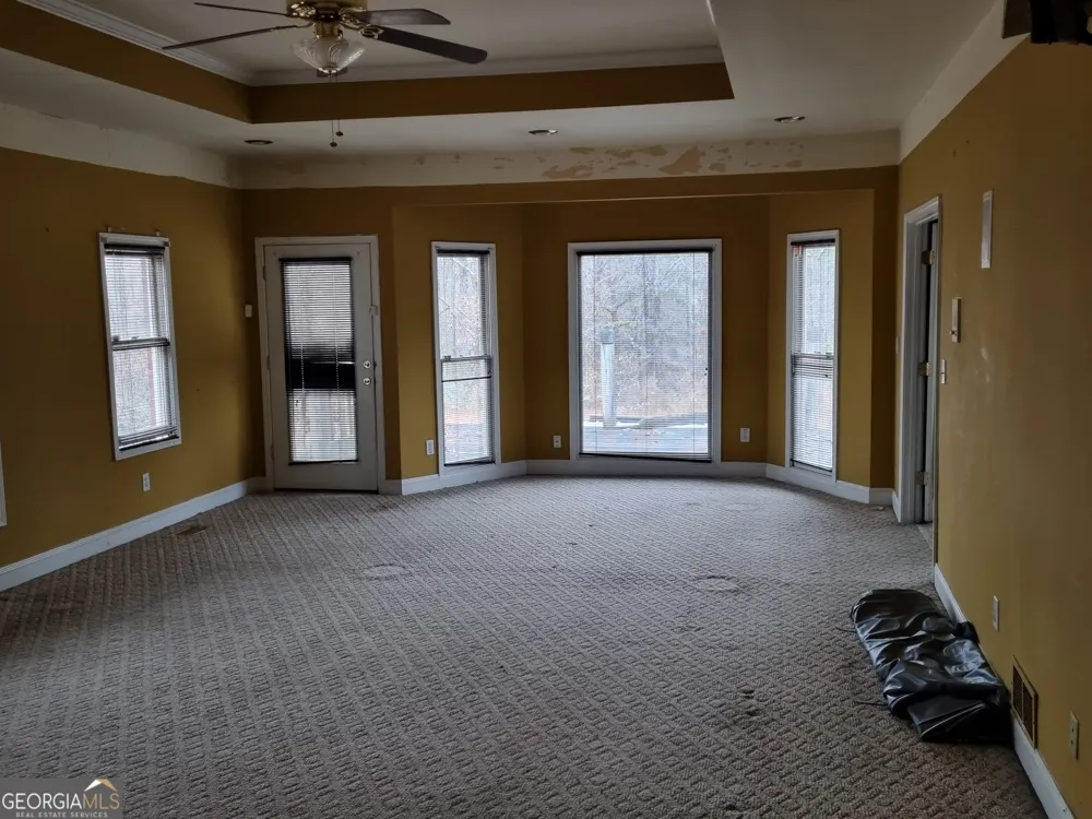 6235 Short RD Fairburn, GA 30213