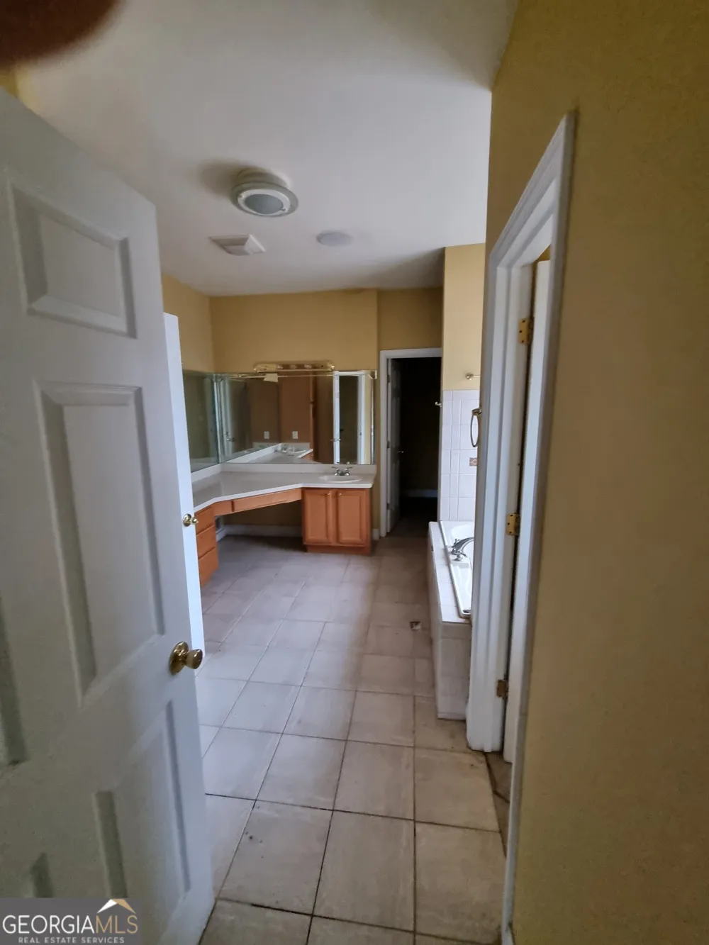 6235 Short RD Fairburn, GA 30213