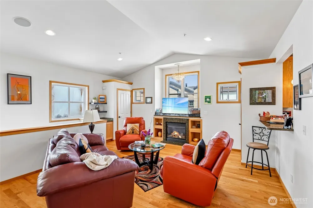 1095 Essex Street #A1&2 Camano Island, WA 98282