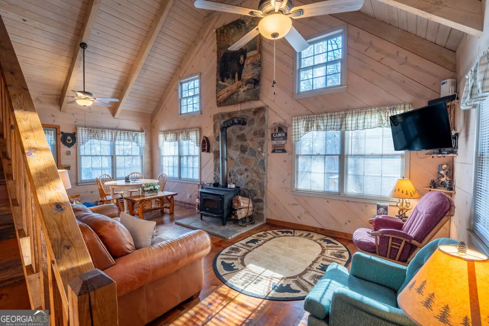220 McConnell CT Helen, GA 30545