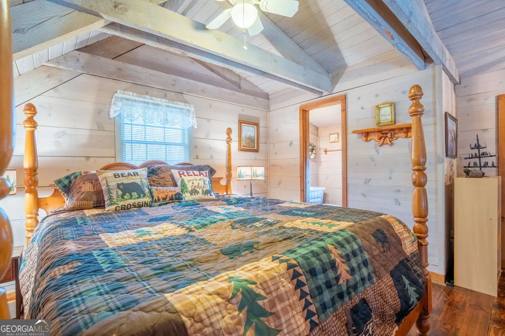 220 McConnell CT Helen, GA 30545