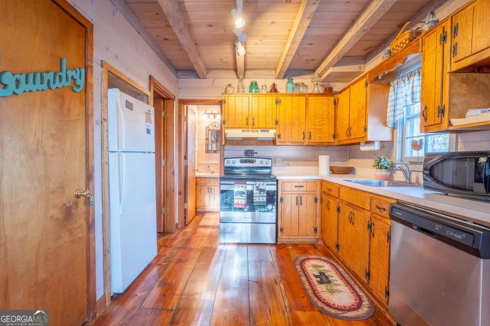 220 McConnell CT Helen, GA 30545