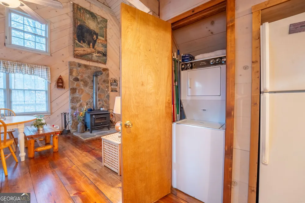 220 McConnell CT Helen, GA 30545