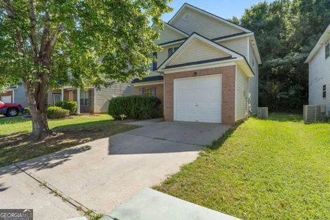2433 Wood Bend LN
