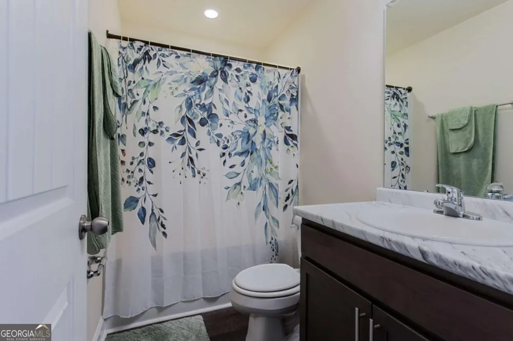 703 Mill CRK Hinesville, GA 31313