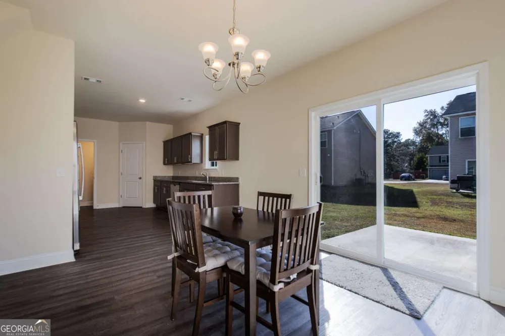 703 Mill CRK Hinesville, GA 31313