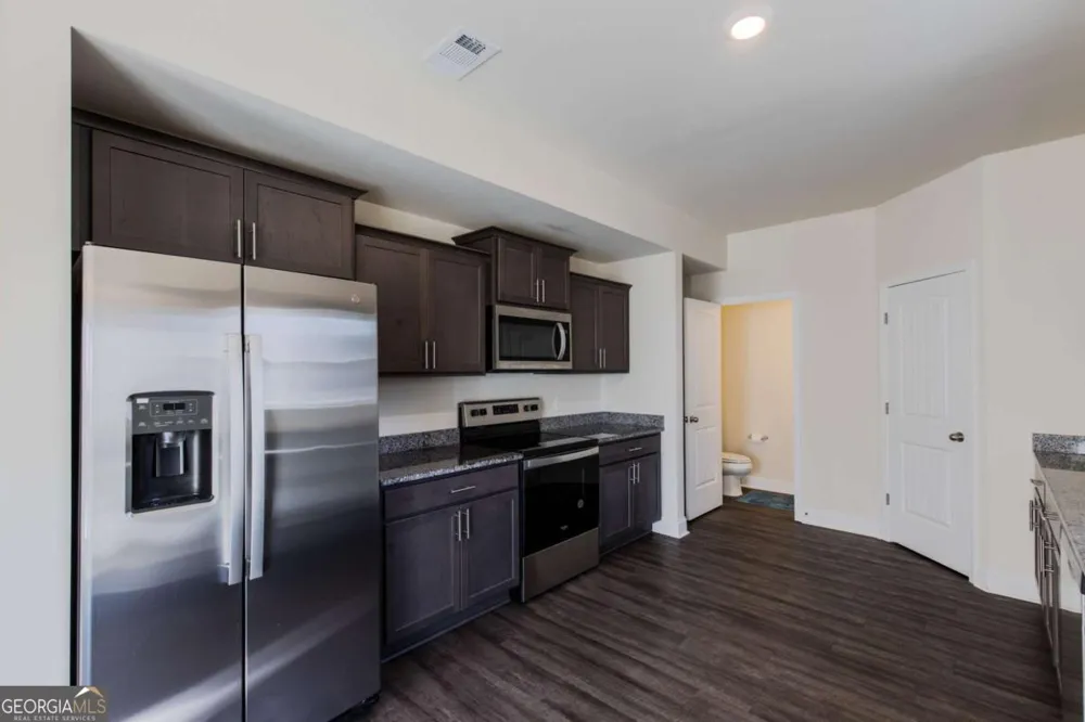 703 Mill CRK Hinesville, GA 31313
