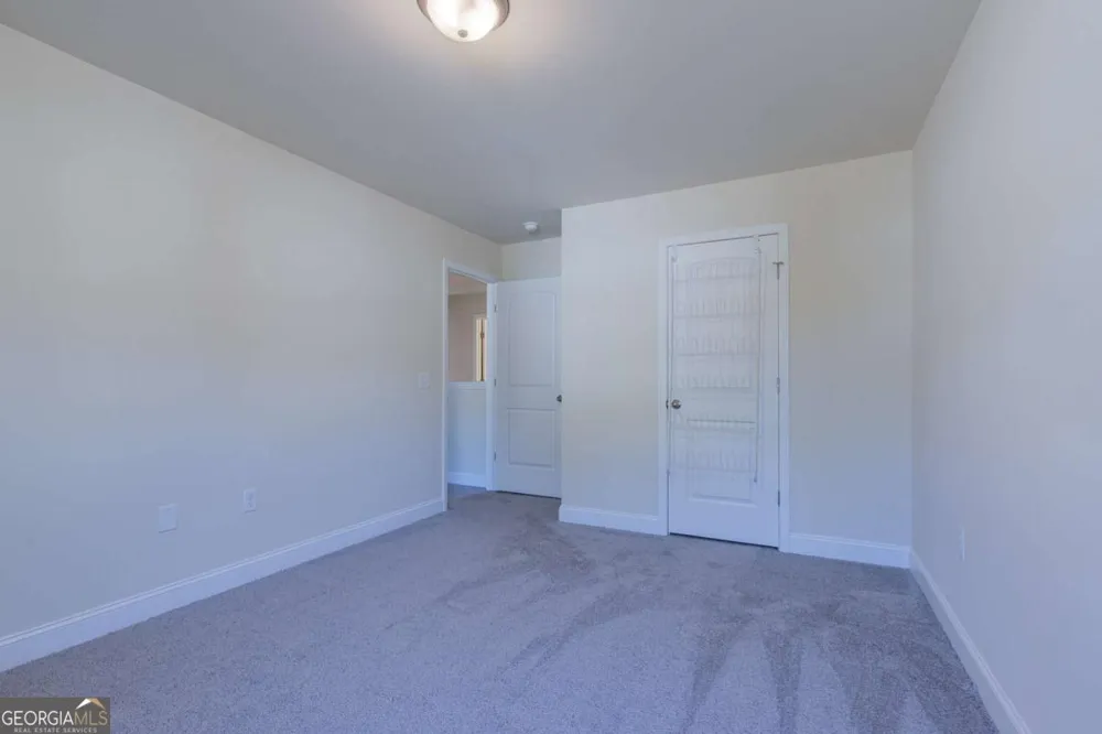 703 Mill CRK Hinesville, GA 31313