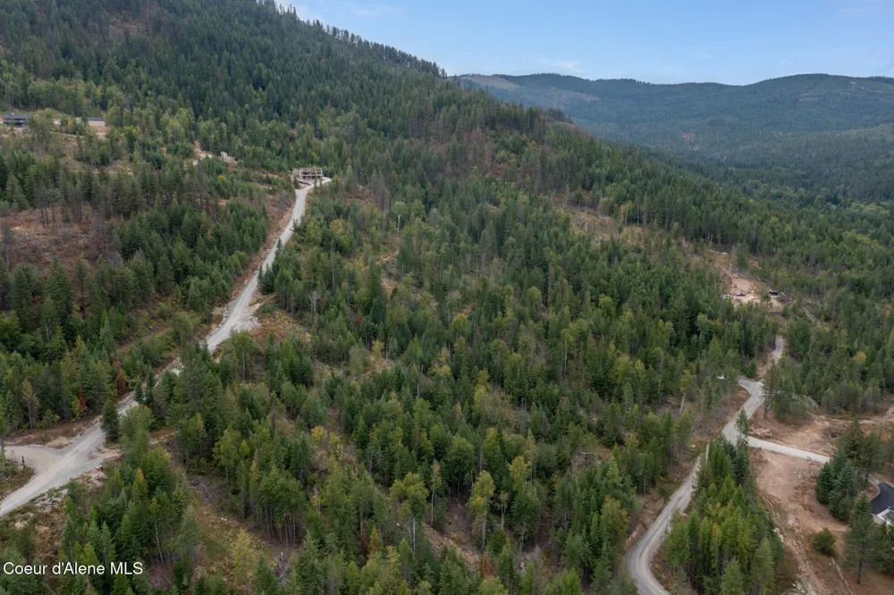 220 Hawkwind Trail Cocolalla, ID 83813