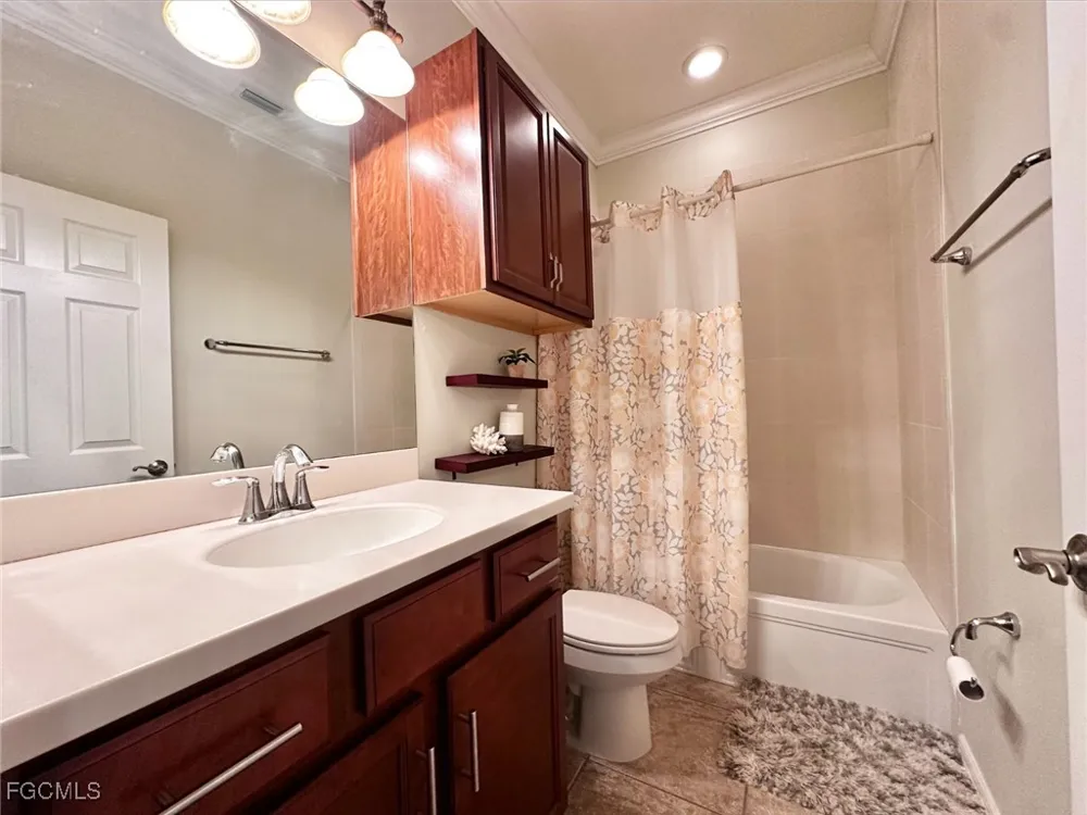 Cetrella Drive Fort Myers, FL 33913